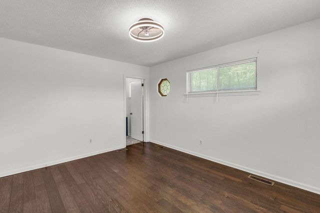 178 Melody Lane, Ringgold, GA 30736