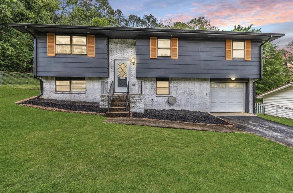 178 Melody Lane, Ringgold, GA 30736