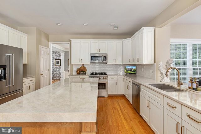 5950 TUMBLE CREEK CT, Haymarket, VA 20169