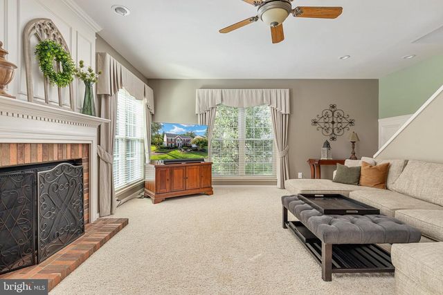 5950 TUMBLE CREEK CT, Haymarket, VA 20169