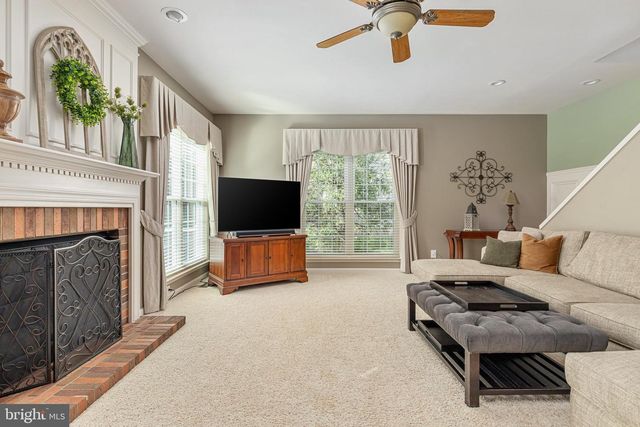 5950 TUMBLE CREEK CT, Haymarket, VA 20169