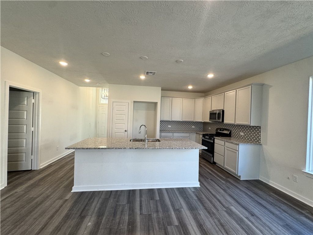 1217 Verona Drive, College Station, TX 77845 — photo 5