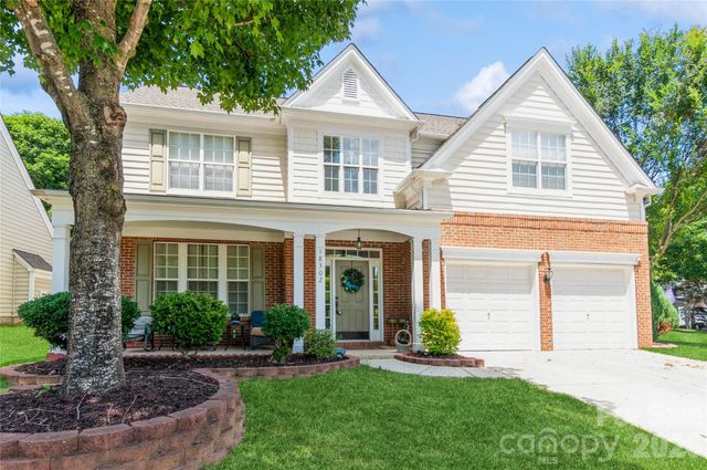 18302 Victoria Bay Drive, Cornelius, NC 28031