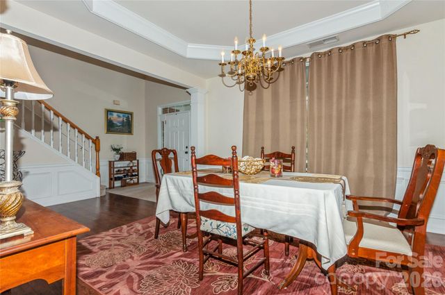 18302 Victoria Bay Drive, Cornelius, NC 28031