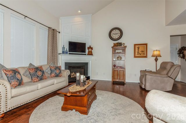 18302 Victoria Bay Drive, Cornelius, NC 28031