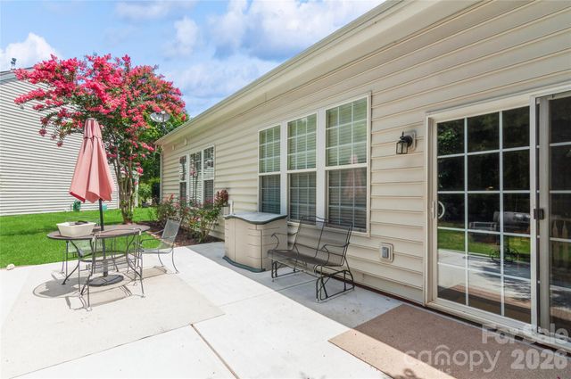 18302 Victoria Bay Drive, Cornelius, NC 28031