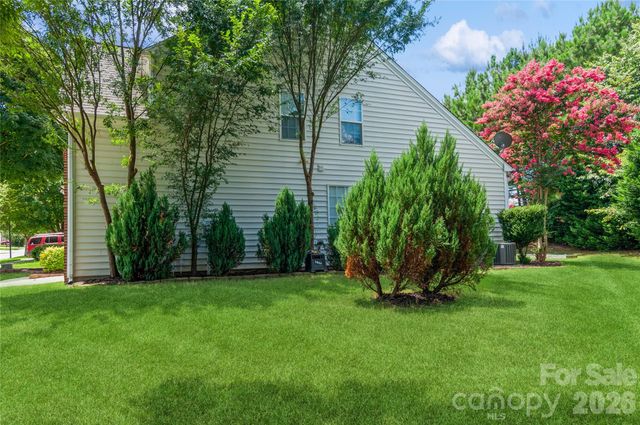 18302 Victoria Bay Drive, Cornelius, NC 28031