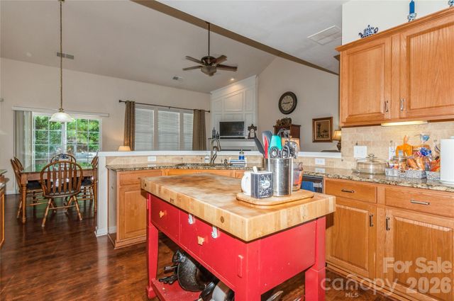 18302 Victoria Bay Drive, Cornelius, NC 28031