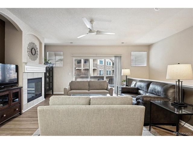 22960 E Roxbury Dr F, Aurora, CO 80016