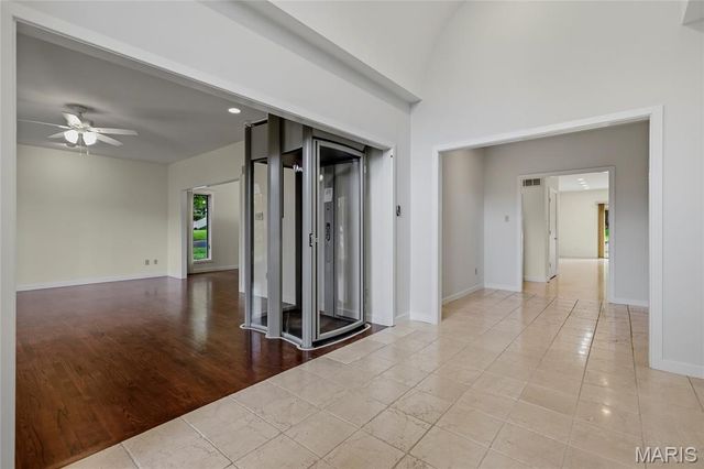 8333 Kingsbury Boulevard, Clayton, MO 63105