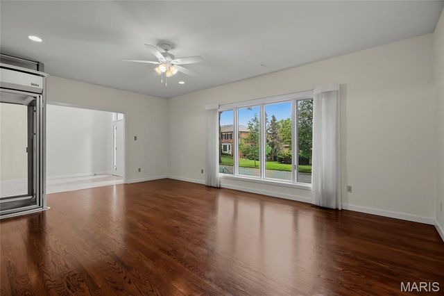 8333 Kingsbury Boulevard, Clayton, MO 63105