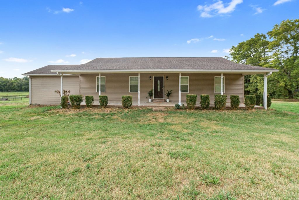 3335 Highway 231 S, Castalian Springs, TN 37031