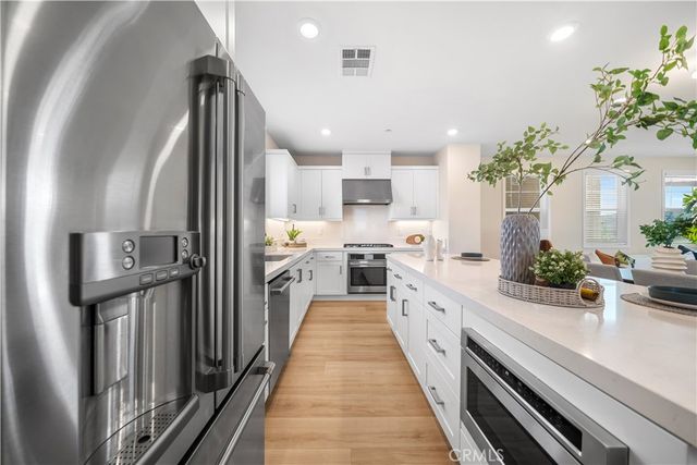 41 Stable Dr, Rancho Mission Viejo, CA 92694