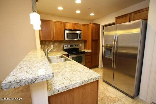 2010 E River Rd Unit 101, Tucson, AZ 85718