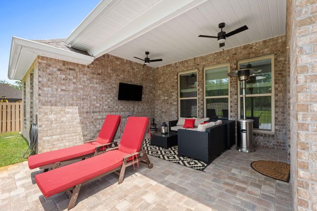 365 Kaleidoscope Cove, Freeport, FL 32439