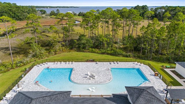 365 Kaleidoscope Cove, Freeport, FL 32439