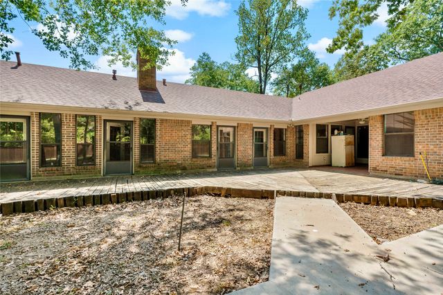 3165 Stacy Lane, Paris, TX 75460
