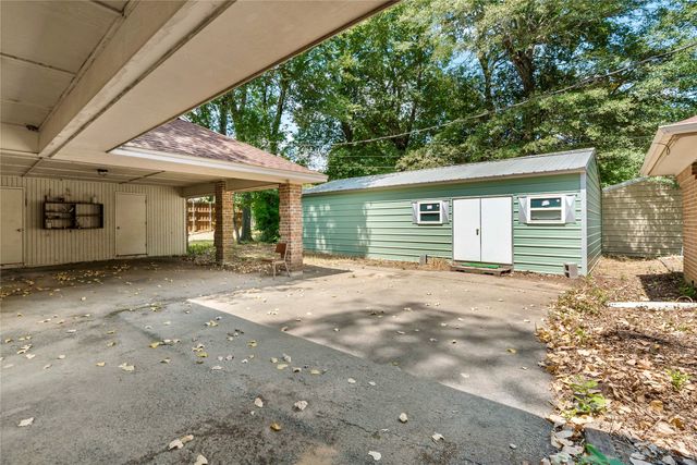 3165 Stacy Lane, Paris, TX 75460