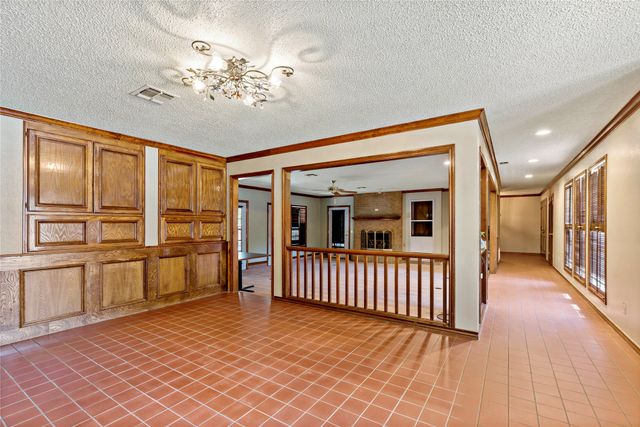3165 Stacy Lane, Paris, TX 75460