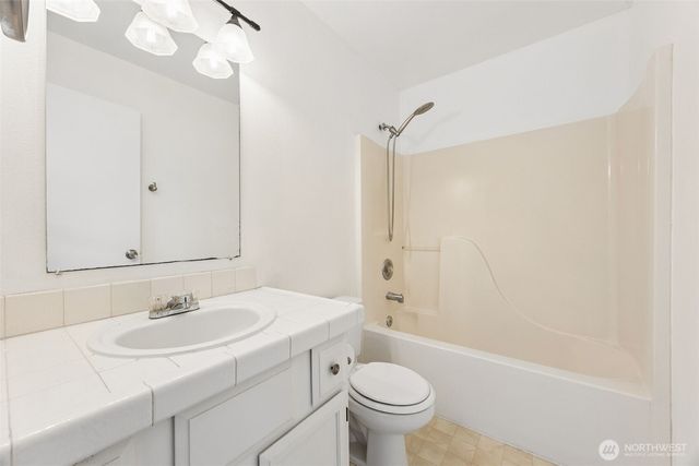 317 SE 3rd Street, South Prairie, WA 98385