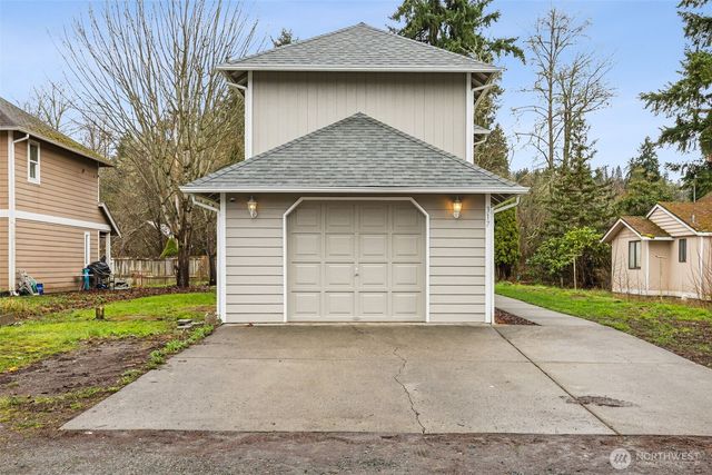 317 SE 3rd Street, South Prairie, WA 98385