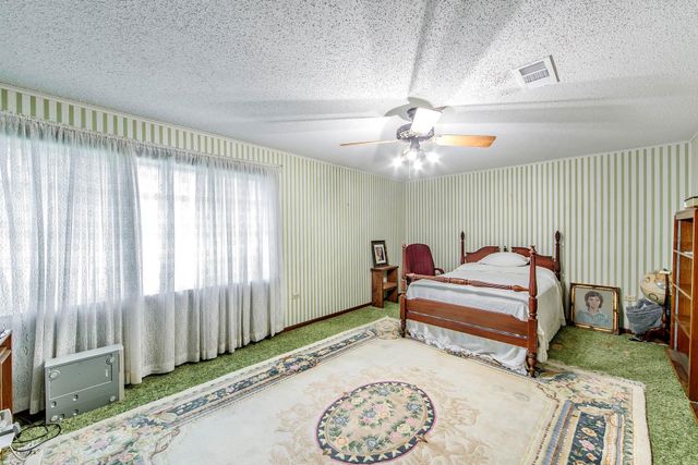 2908 Creole Dr, Houma, LA 70364
