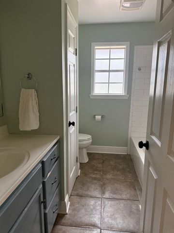2908 Creole Dr, Houma, LA 70364