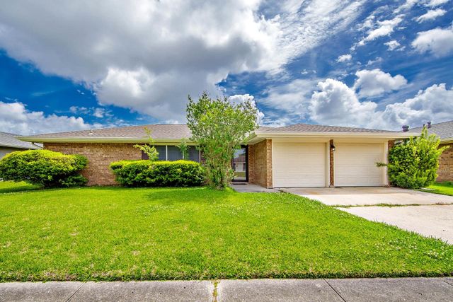 2908 Creole Dr, Houma, LA 70364