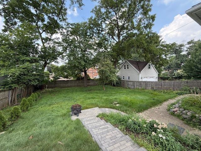 318 S Hale Street, Palatine, IL 60067