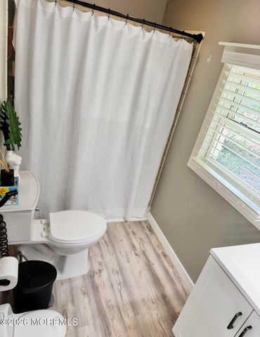 1881 Route 37 W 351, Toms River, NJ 08757