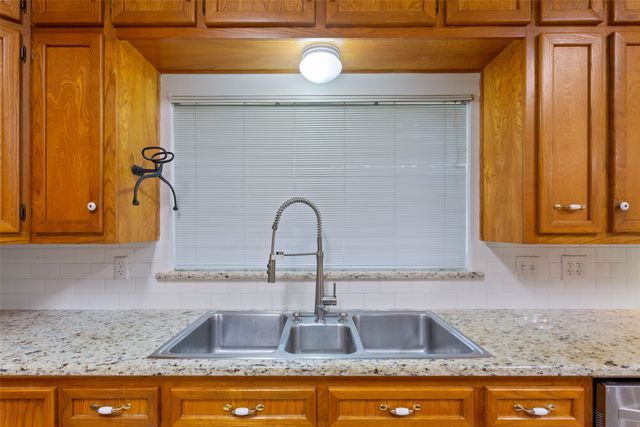 1277 HCR 4251, Hillsboro, TX 76645