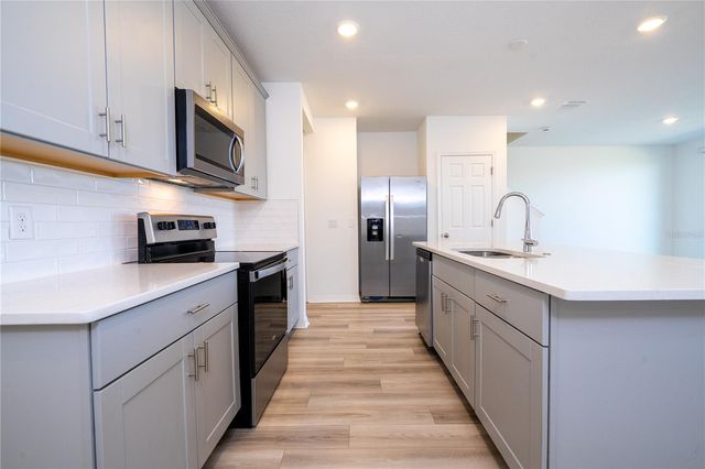 4549 BURROWING OWL LOOP, St Cloud, FL 34772