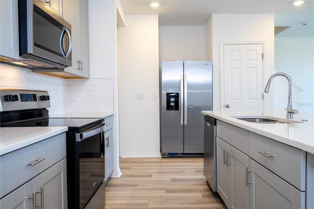 4549 BURROWING OWL LOOP, St Cloud, FL 34772