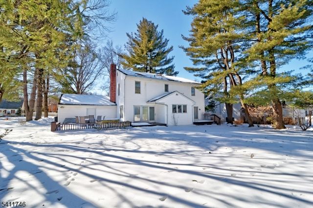 174 Crescent Rd, Florham Park Boro, NJ 07932