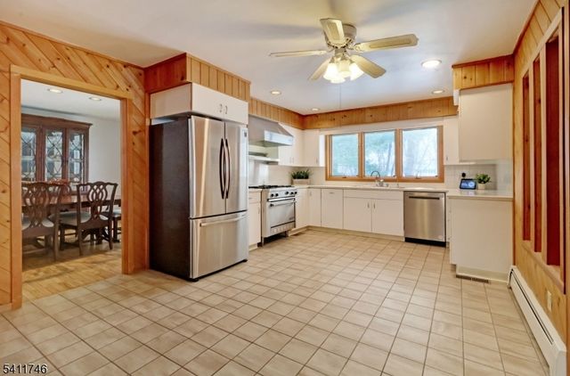 174 Crescent Rd, Florham Park Boro, NJ 07932