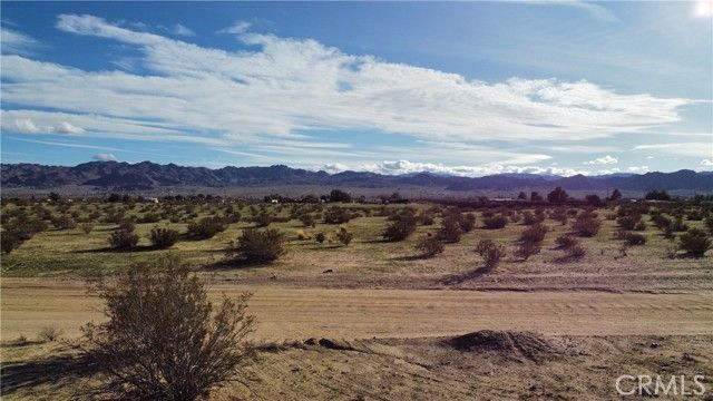 4 Sunflower Road, Joshua Tree, CA 92252