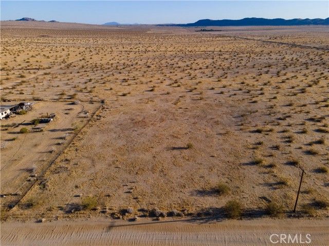 4 Sunflower Road, Joshua Tree, CA 92252