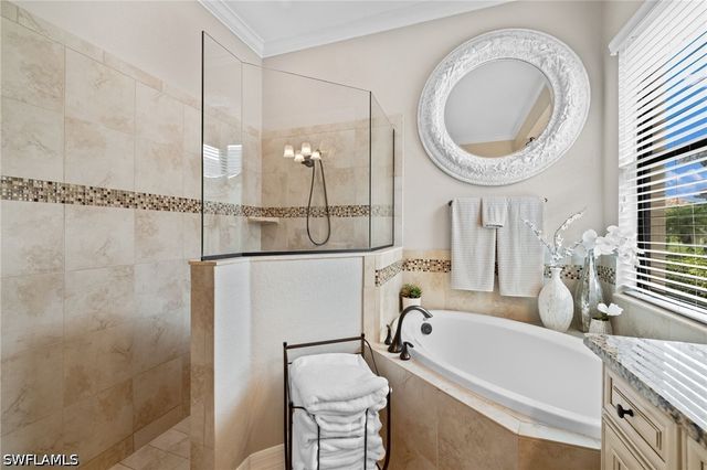 28137 Edenderry CT, Bonita Springs, FL 34135