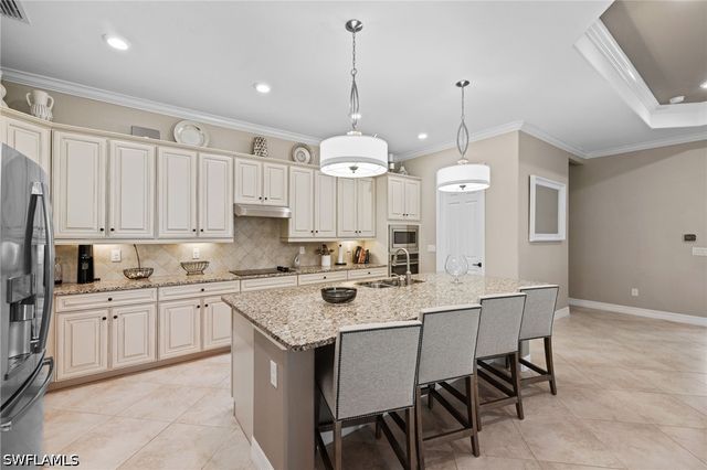 28137 Edenderry CT, Bonita Springs, FL 34135