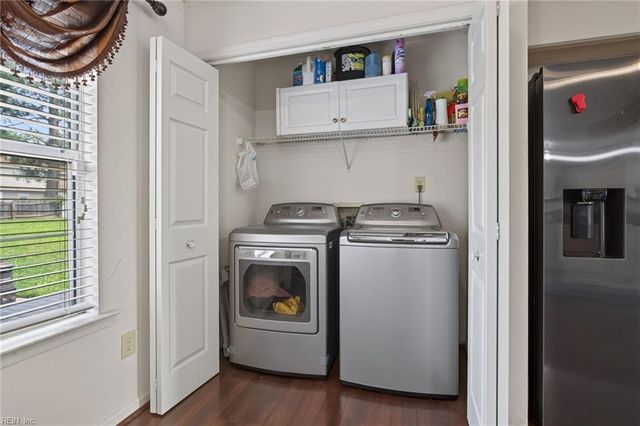 6202 Glenrose DR, Suffolk, VA 23435