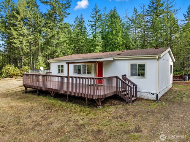 2930 Legend Lane NW, Seabeck, WA 98380