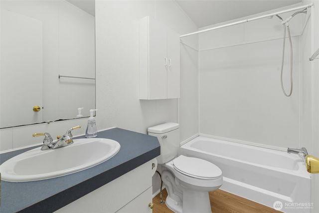 2930 Legend Lane NW, Seabeck, WA 98380