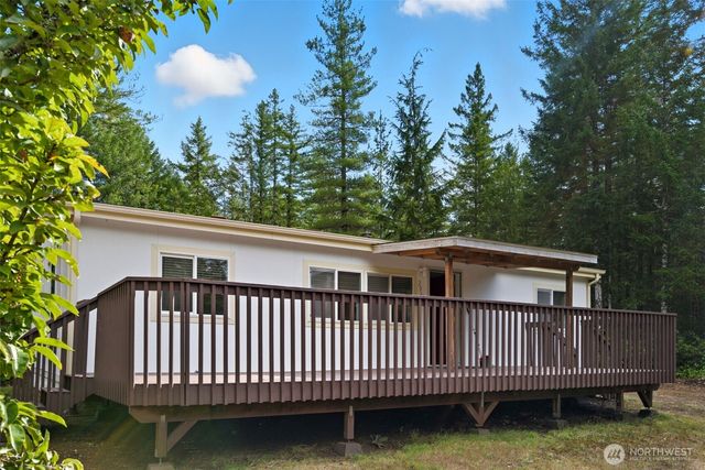 2930 Legend Lane NW, Seabeck, WA 98380