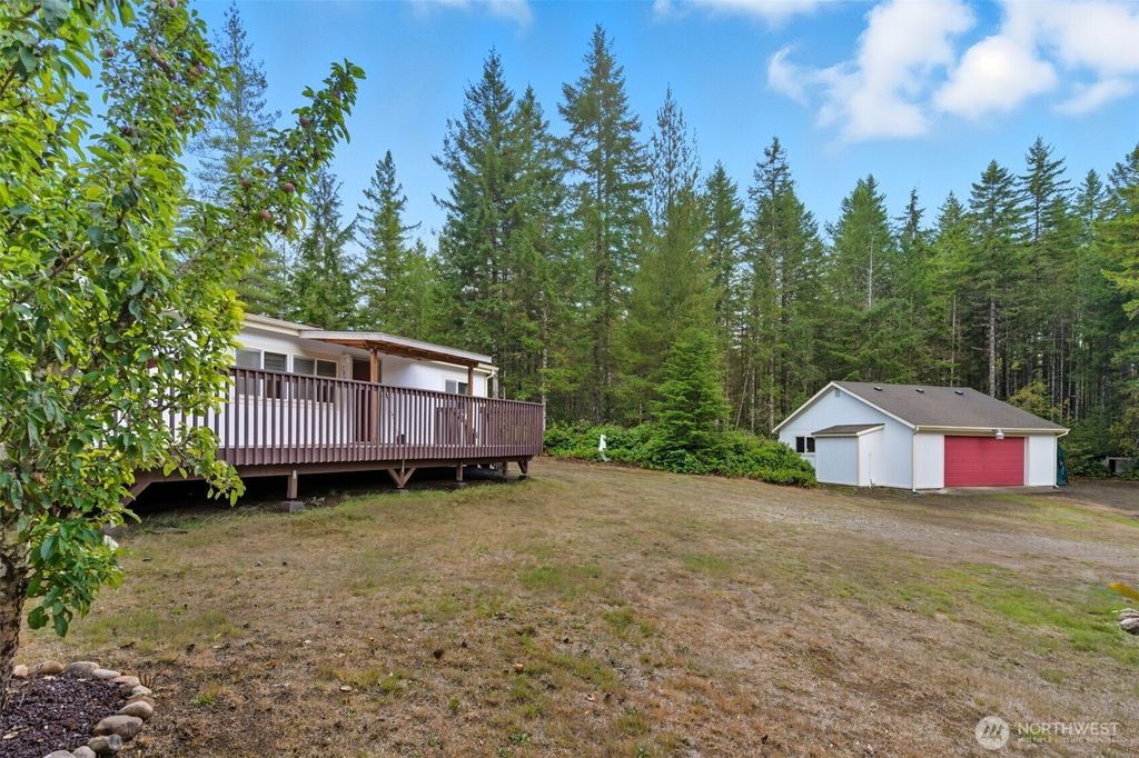 2930 Legend Lane NW, Seabeck, WA 98380