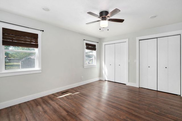 1025 N Market Avenue, Bolivar, MO 65613