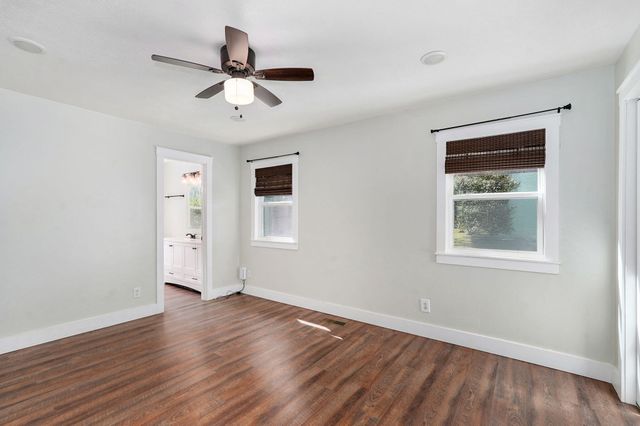 1025 N Market Avenue, Bolivar, MO 65613