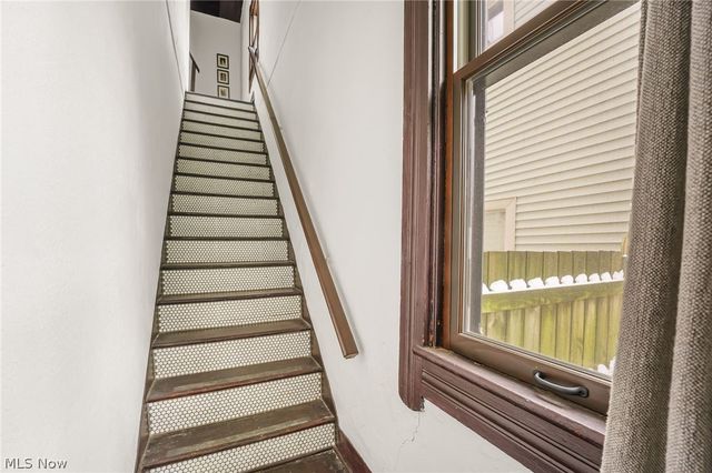 1009 Kenilworth Avenue 3, Cleveland, OH 44113