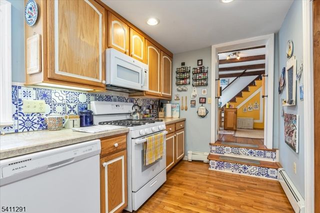 18 Wyckoff Pl, Franklin Twp., NJ 08823