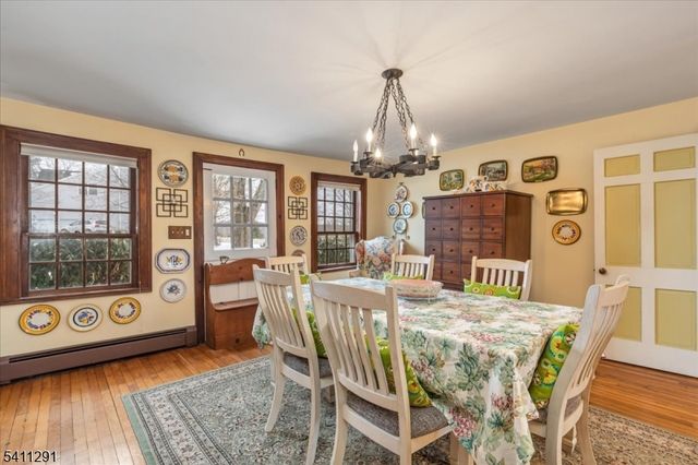 18 Wyckoff Pl, Franklin Twp., NJ 08823