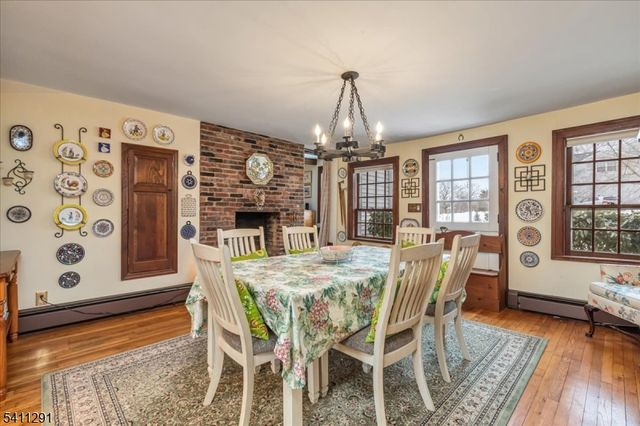 18 Wyckoff Pl, Franklin Twp., NJ 08823